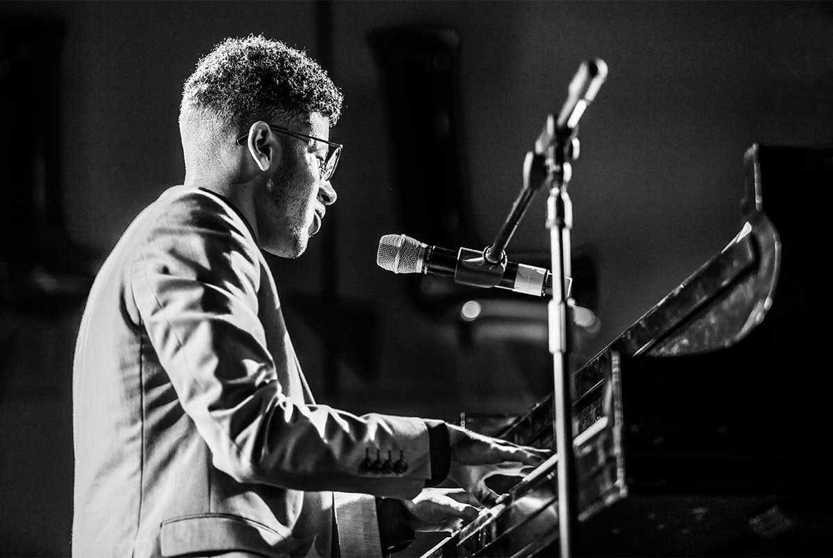 Trinity Music and Worship Major black and white
