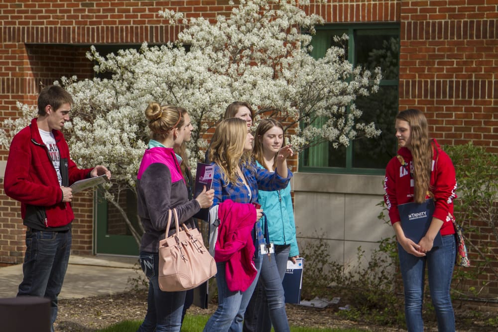 Prospective students tour campus