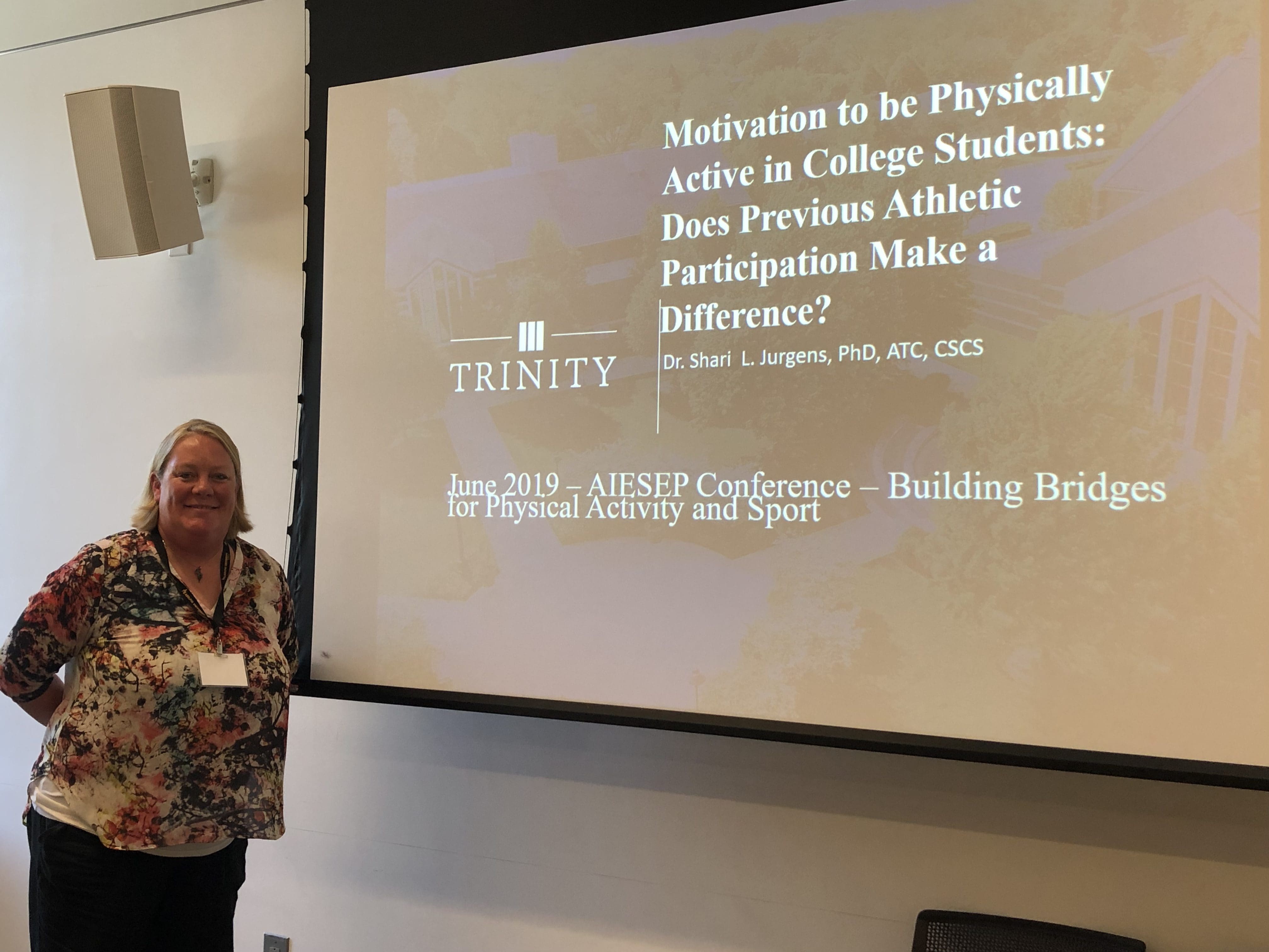 Shari Jurgens presenting at AIESEP Conference