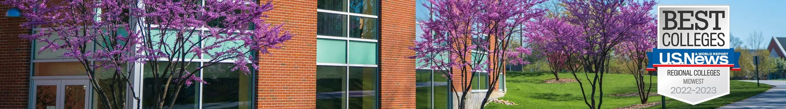 U.S.News Best Midwest College Badge