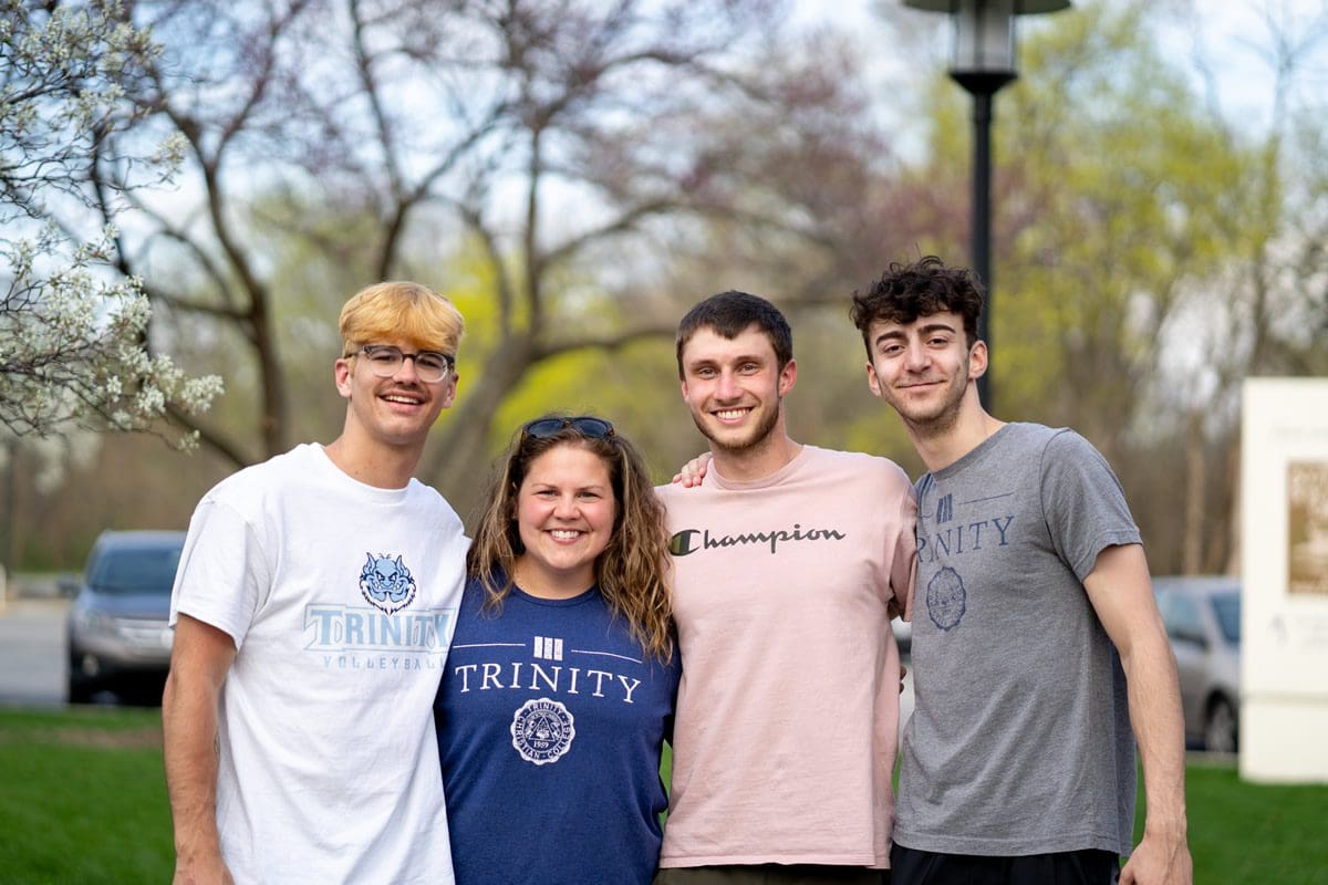 Students and more on campus